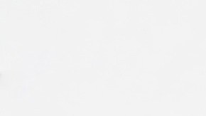 Tarro de crema antiedad rico en colágeno