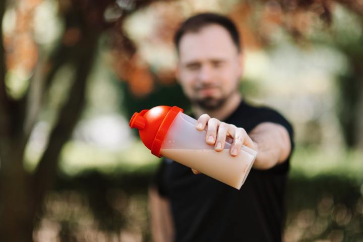 Apoya tu proceso de pérdida de peso con estos 5 batidos de proteína. Foto de Pexels