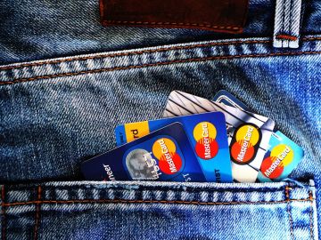 Descubre cuáles son las tarjetas de crédito que te ofrecen mejor retorno de efectivo. Foto de Pexels