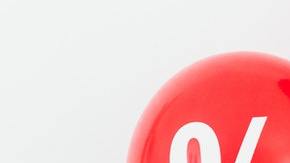 globos con signos de porcentaje