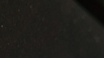 Persona recargando combustible