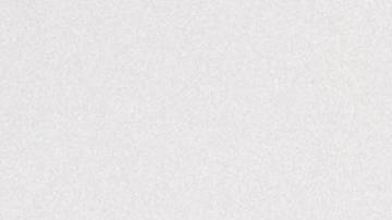 mujer cuidando su piel