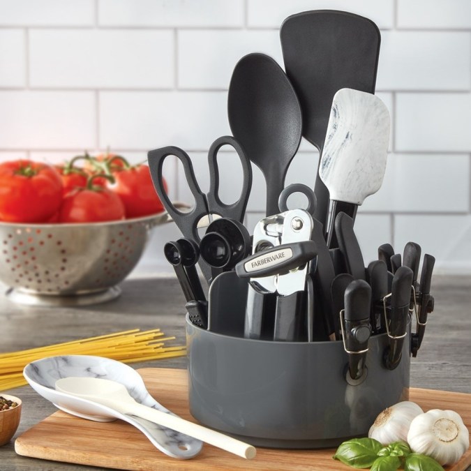 set de utensilios para cocinar