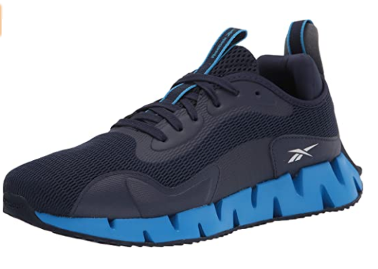 zapatos deportivos azules