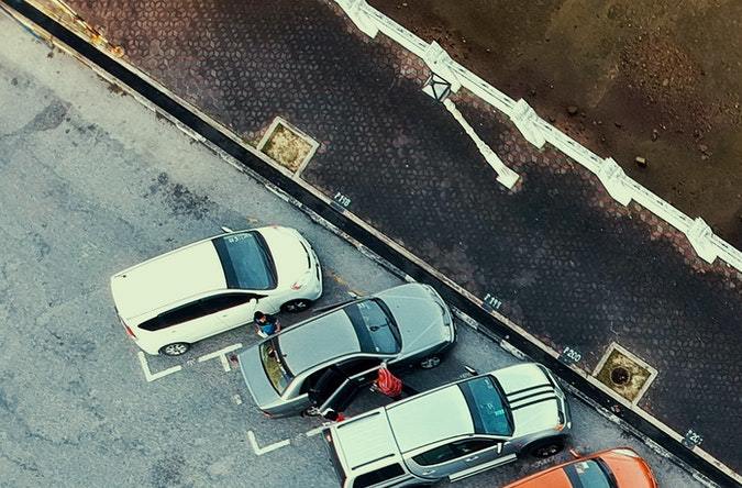 estacionamiento lejos de la ciudad de nueva york