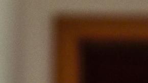 laptop apple sobre la mesa