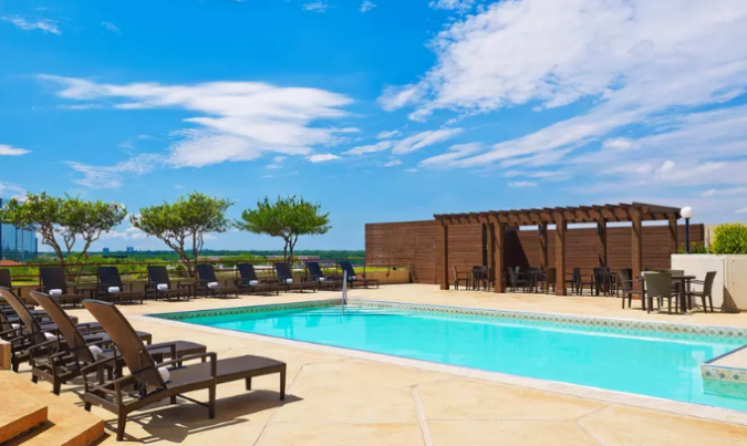 día y noche en un hotel 4 estrellas