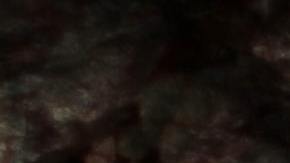 modelo con bikini gris