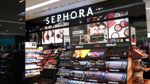 Conoce cómo comprar maquillaje, productos para el cuidado de la piel y mucho más sin pagar un precio muy alto en Sephora.