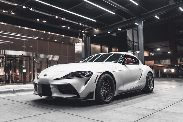 carro toyota supra