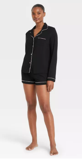 Conjunto de pijama negra con short para dama Stars Above