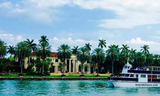 Excursión en barco con Bayride Tours