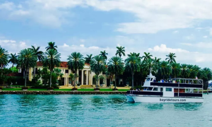 Excursión en barco con Bayride Tours