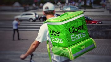 Repartidor de Uber Eats