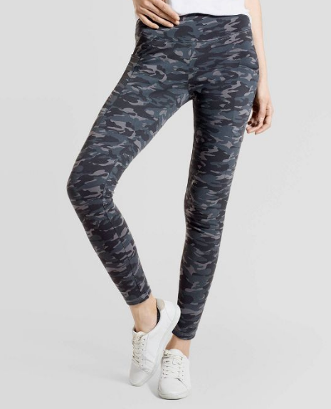 Pantalon deportivo con estampado de camuflaje para dama Hue Studio