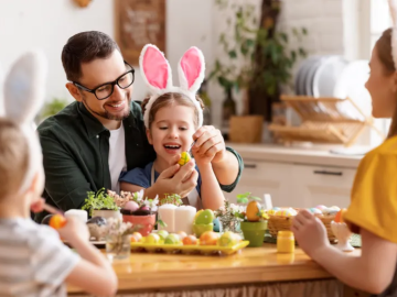 Familia celebrando la pascua