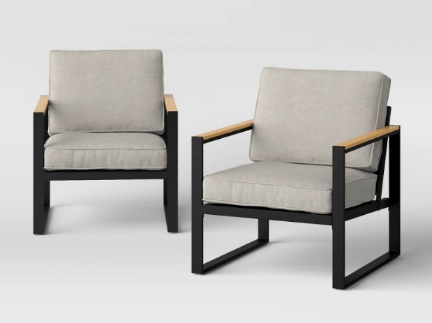 Pareja de sillones para exteriores con reposabrazos de madera Project 62