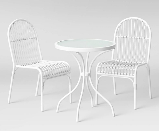 Set de asientos y mesas de color blanco para exteriores Opalhouse