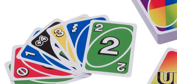 Juego de cartas con temática Pride UNO