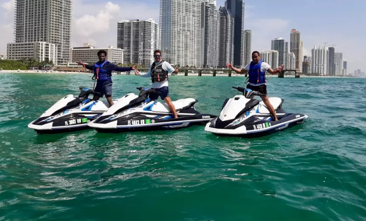 Paseo en motos de agua Jet Ski 305