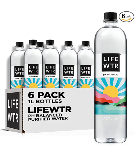 Paquete de botellas de agua con botellas 100% recicladas Lifewtr