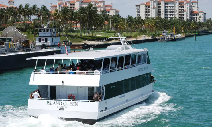 Paseo en barco por las costas Biscayne de Miami con Island Queen Cruises en Miami