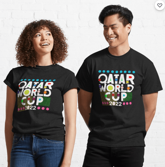 Franela con estampado central alusivo al mundial de Qatar