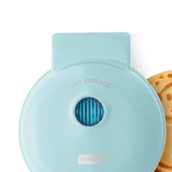 Mini waflera navideña Dash