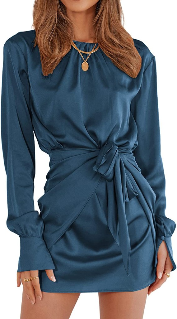 vestido manga larga azul elegante