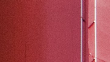 En Macy’s tienen excelentes descuentos para que consigas abrigos, suéteres y chaquetas para hombres y mujeres a mitad de precio.