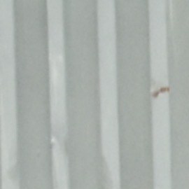 regalos amazon de navidad en la entrada de la casa