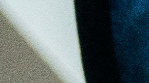 amigos disfrutando el super bowl