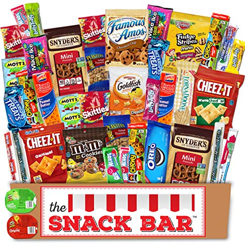 Paquete de galletas y snacks variados The Snack Bar