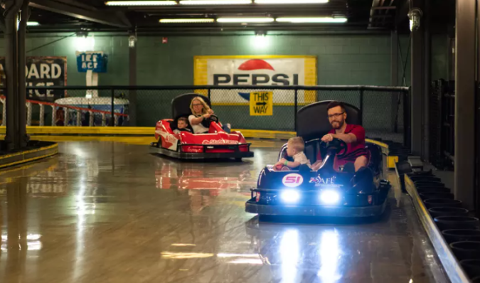 Acceso para una persona al parque de atracciones en Chicago de Living Social