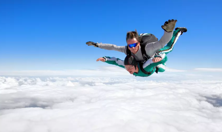 Haz un salto en paracaídas en la ciudad de Miami de Living Social