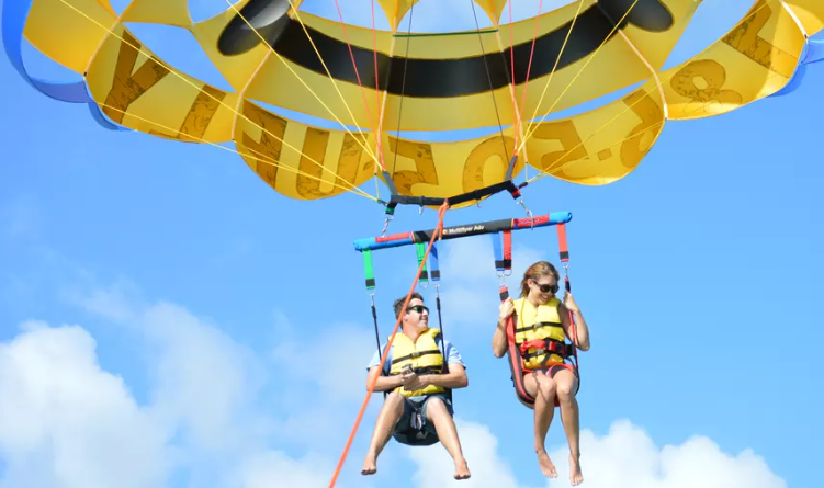 Paseo en parapente acuático con tour en moto de agua en Miami