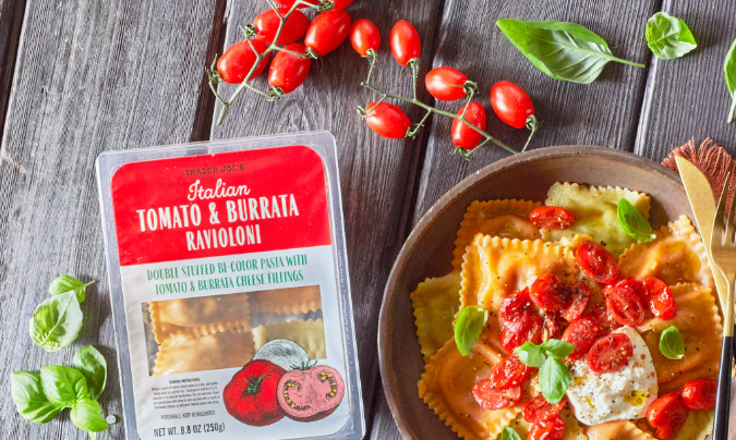 Raviolis italianos rellenos de tomate y burrata en Trader Joe’s
