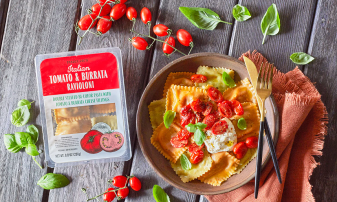 Raviolis italianos rellenos de tomate y burrata en Trader Joe’s