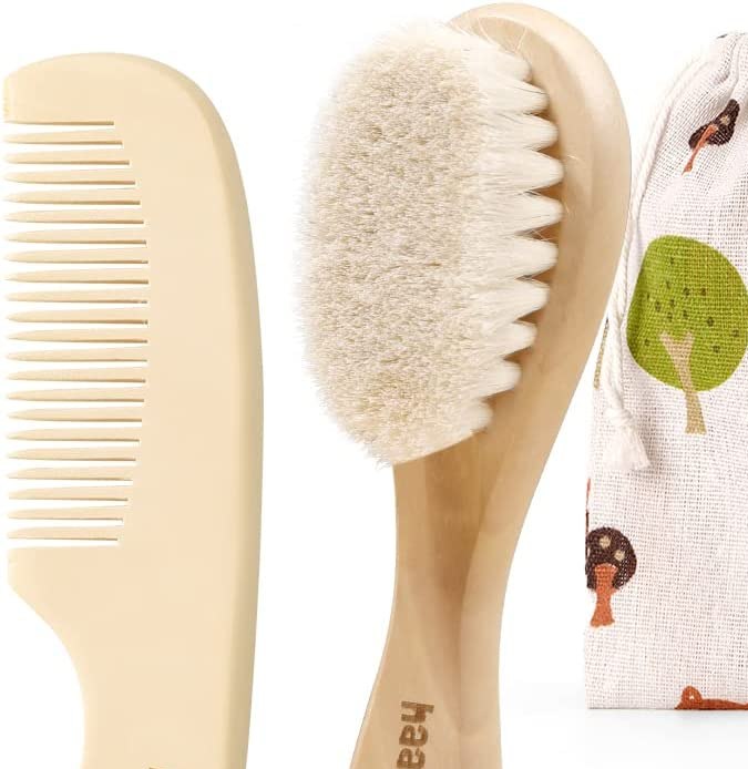 Set de cepillo y peine ecológico para bebe haakaa