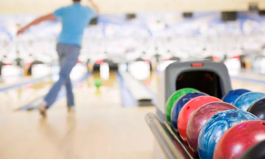 Alquila por dos horas una línea de bowling en Texas