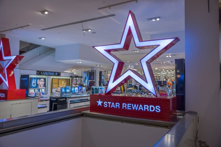 Aprende a ahorrar dinero en Macy's con su sistema de membresía