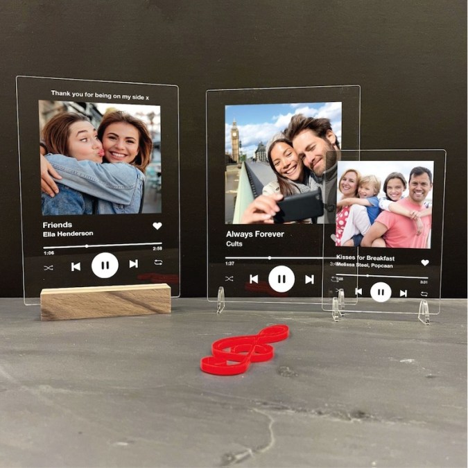 Base de regalo personalizada con canción favorita