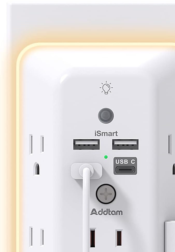 Toma de corriente múltiple con salidas USB Addtam