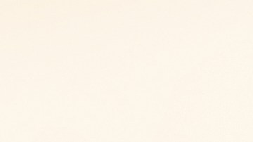 mujer con protector solar