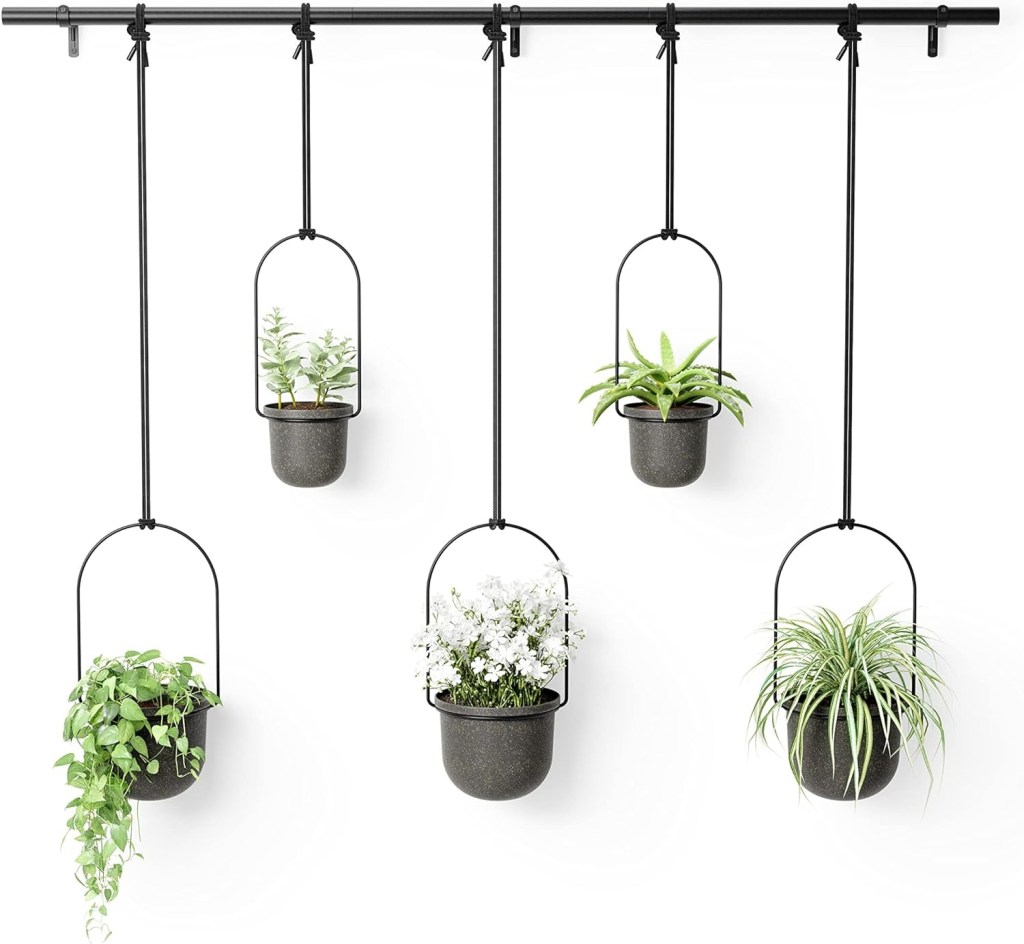 Colgador de plantas para decorar espacios al aire libre
