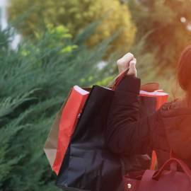 Paquetes de compras realizadas en el. Black Friday 2023