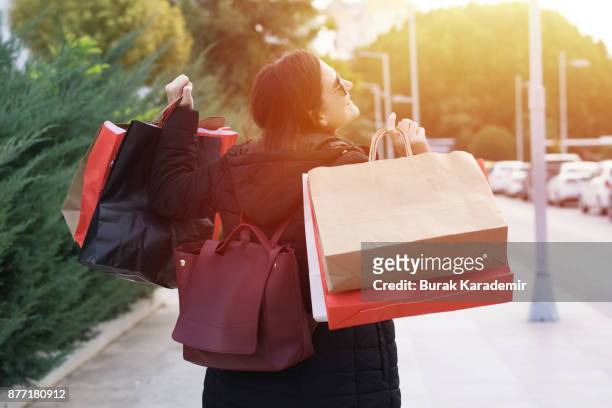 Paquetes de compras realizadas en el. Black Friday 2023