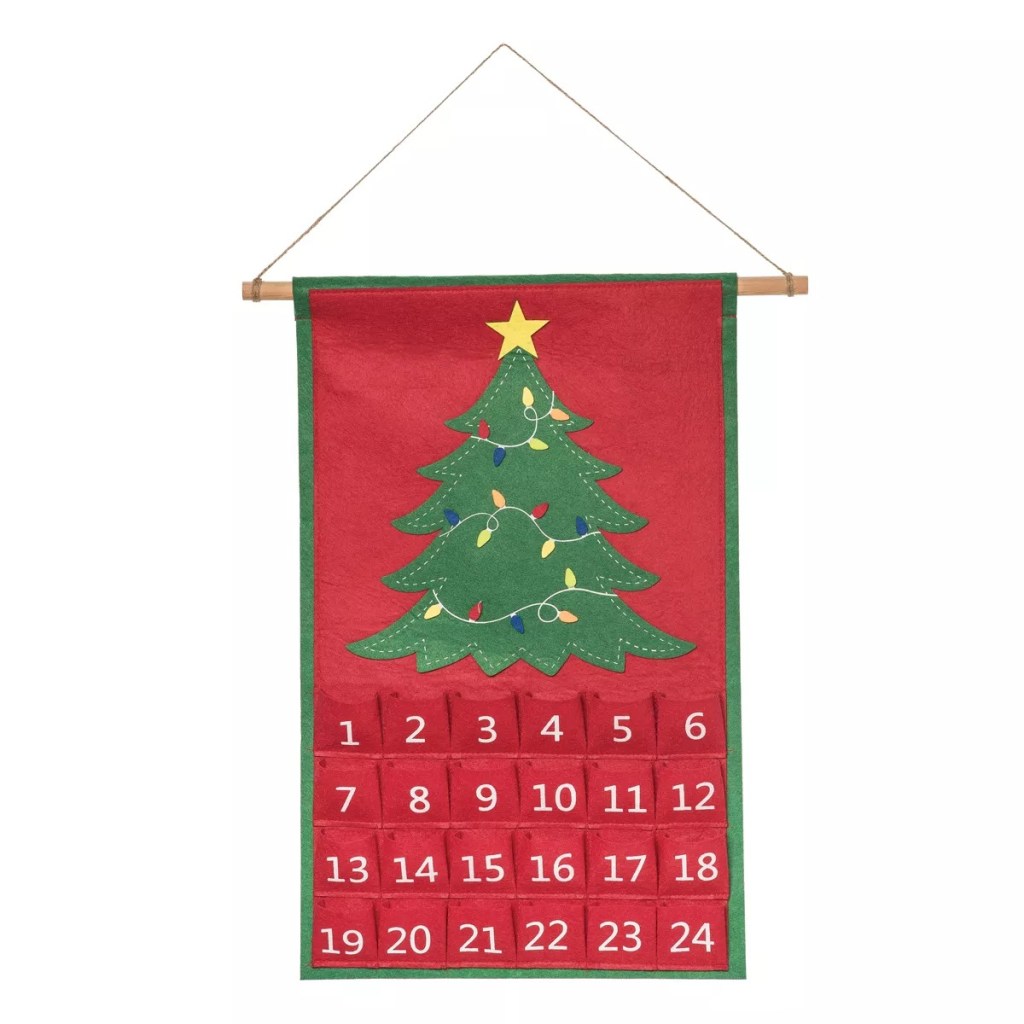 Calendario de adviento con arbolito navideño C&F Home