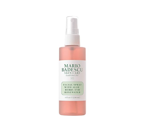 Refresca tu piel con el Espray Facial de Mario Badescu. Salvia, hierbas y agua de rosas para hidratar y rejuvenecer. ¡Un toque revitalizante por $6.65!