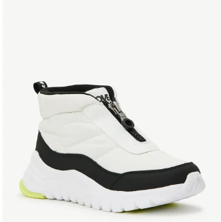Paso con estilo: Botines de invierno Puffer Love & Sports, solo $19.98. ¡Ahorra $22.02 hoy en Walmart!

